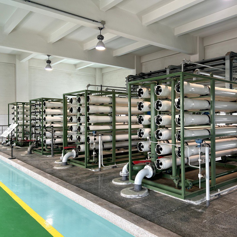 Qual è il contenuto di umidità appropriato per la resina a scambio anionico?